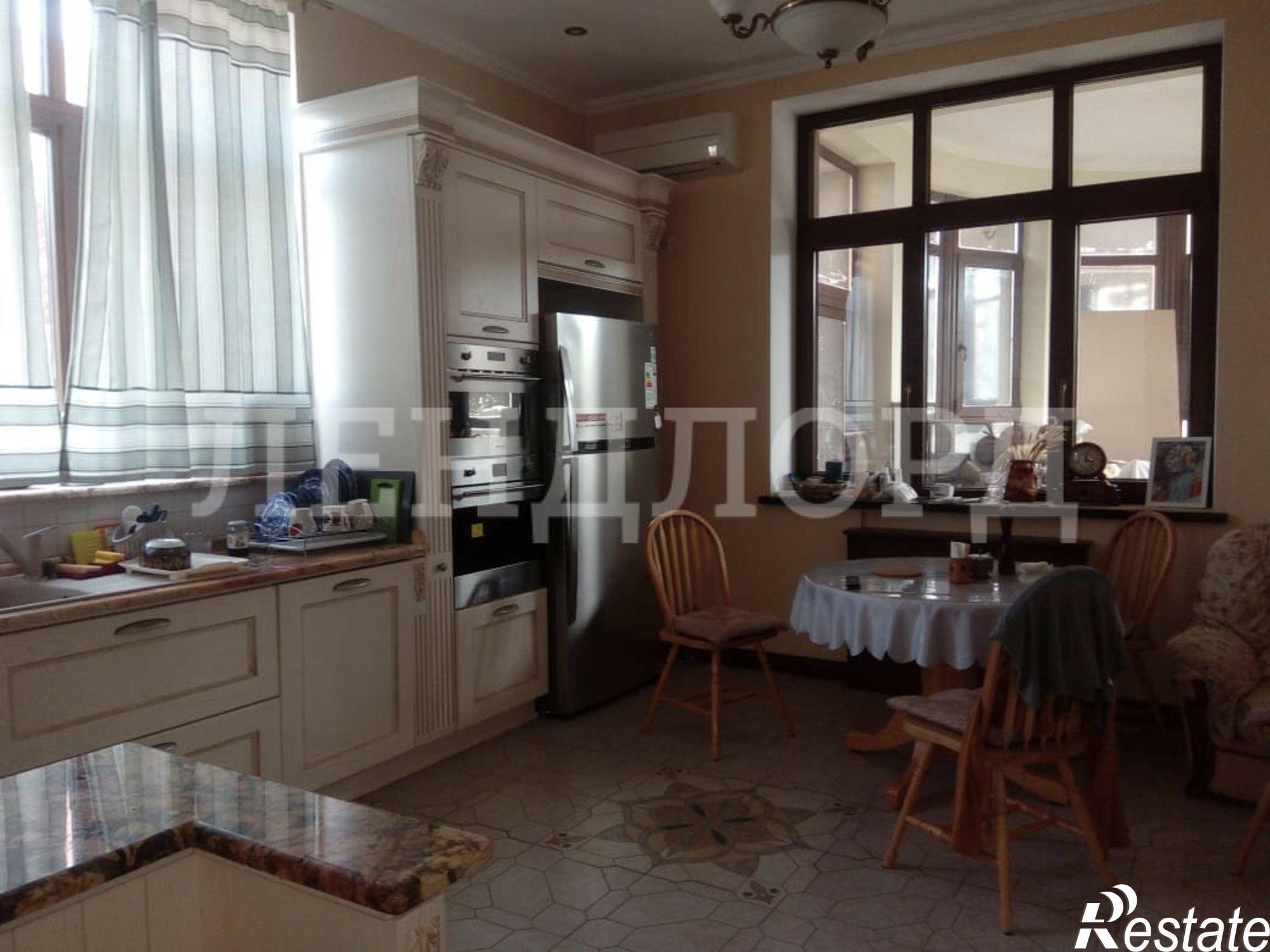 Купить дачу, дом, коттедж за 55 000 000 рублей на Ясеневая улица