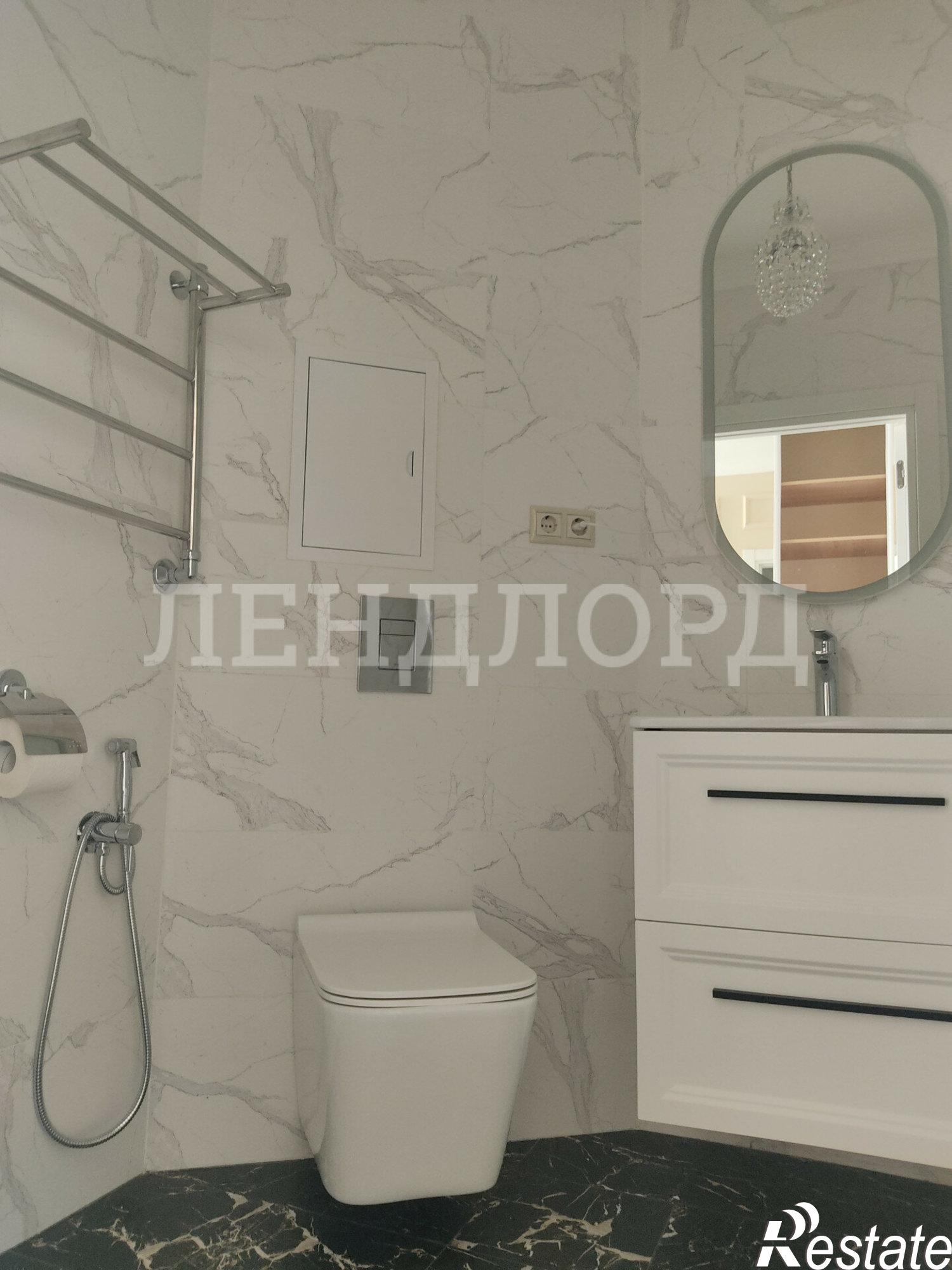 Купить квартиру за 6 400 000 рублей на проспект Шолохова, 211/2