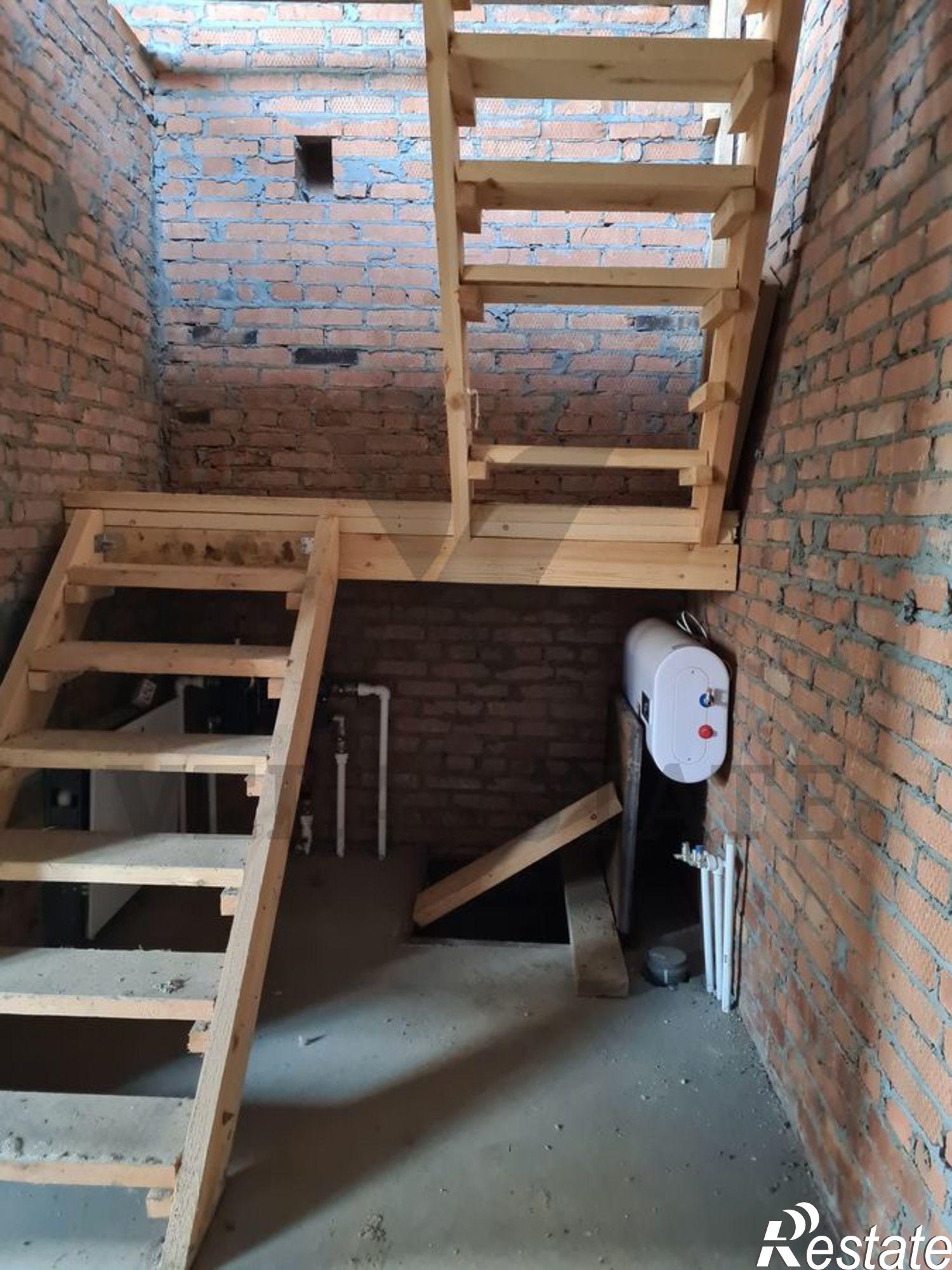 Купить дачу, дом, коттедж за 4 330 000 рублей на Центральная ул.