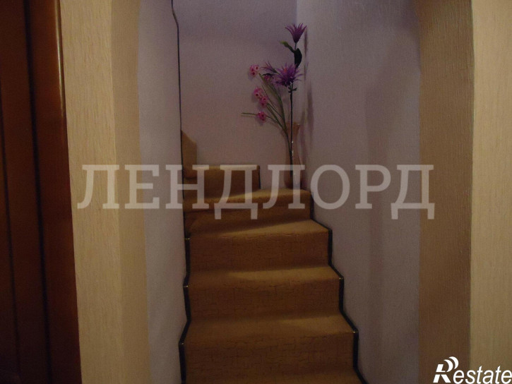 3-комн квартира Социалистическая улица, 95