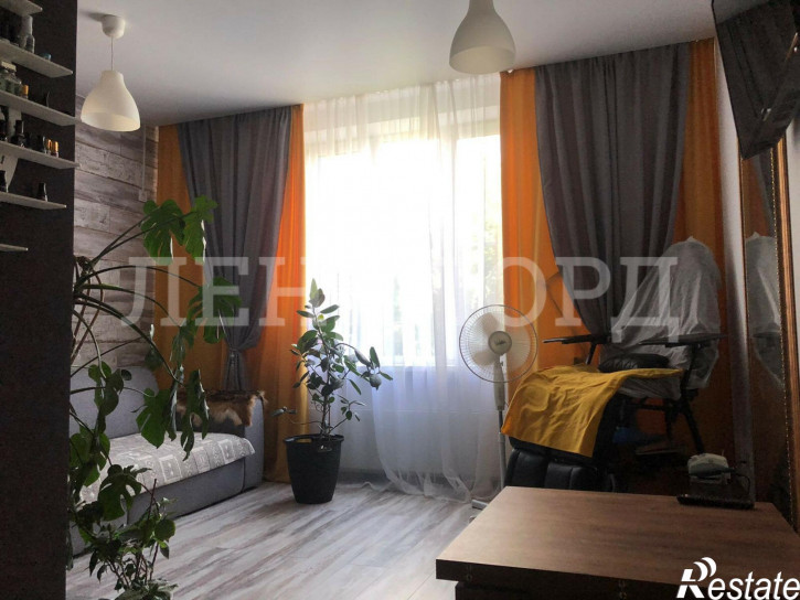 3-комн квартира улица Жданова, 9
