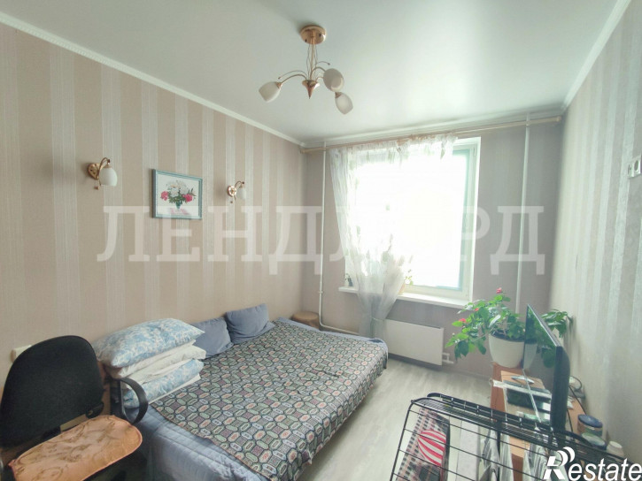 3-комн квартира улица Жданова, 9