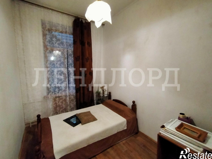 4-комн квартира Тургеневская улица, 5