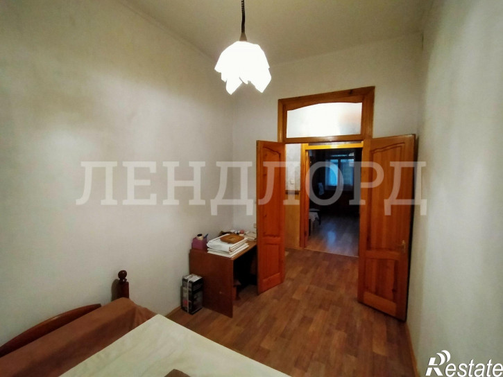 4-комн квартира Тургеневская улица, 5