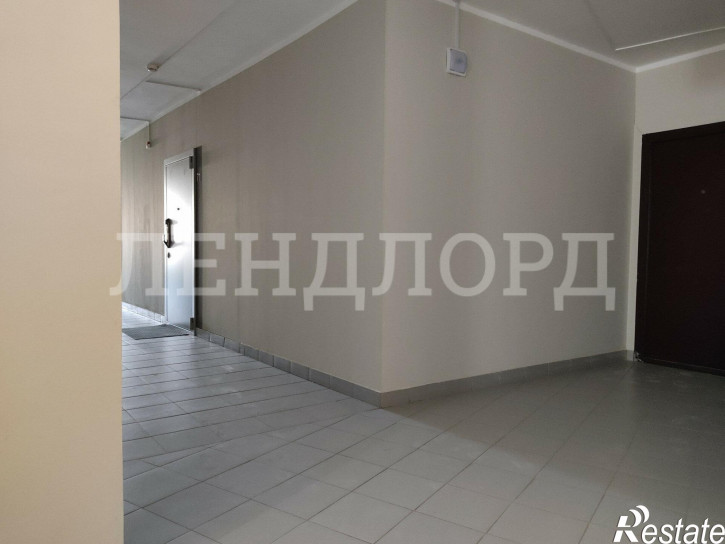 3-комн квартира проспект Шолохова, 211/2