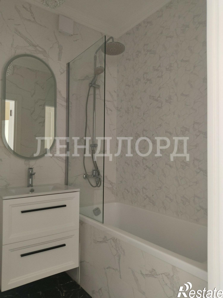 1-комн квартира проспект Шолохова, 211/2