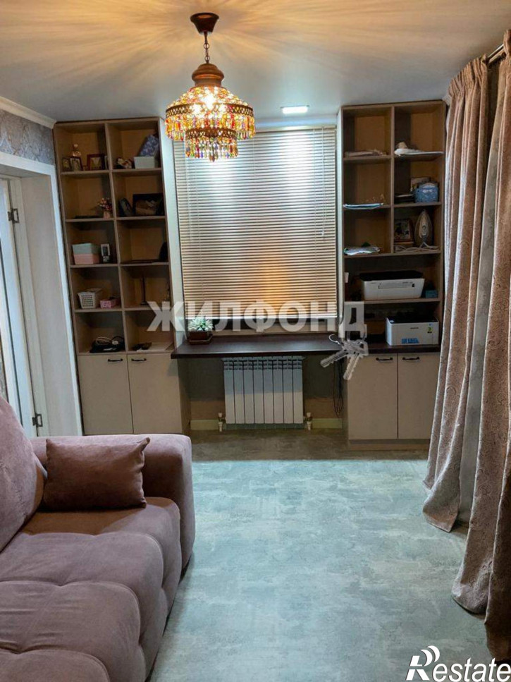 6-комн квартира Мира улица, д.1