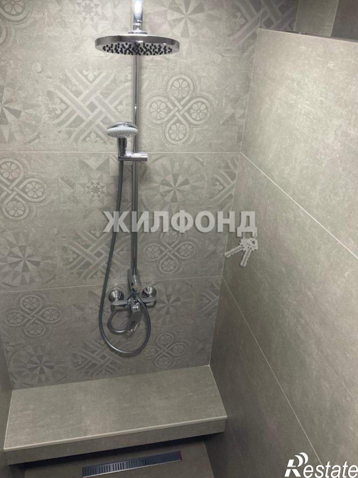 6-комн квартира Мира улица, д.1