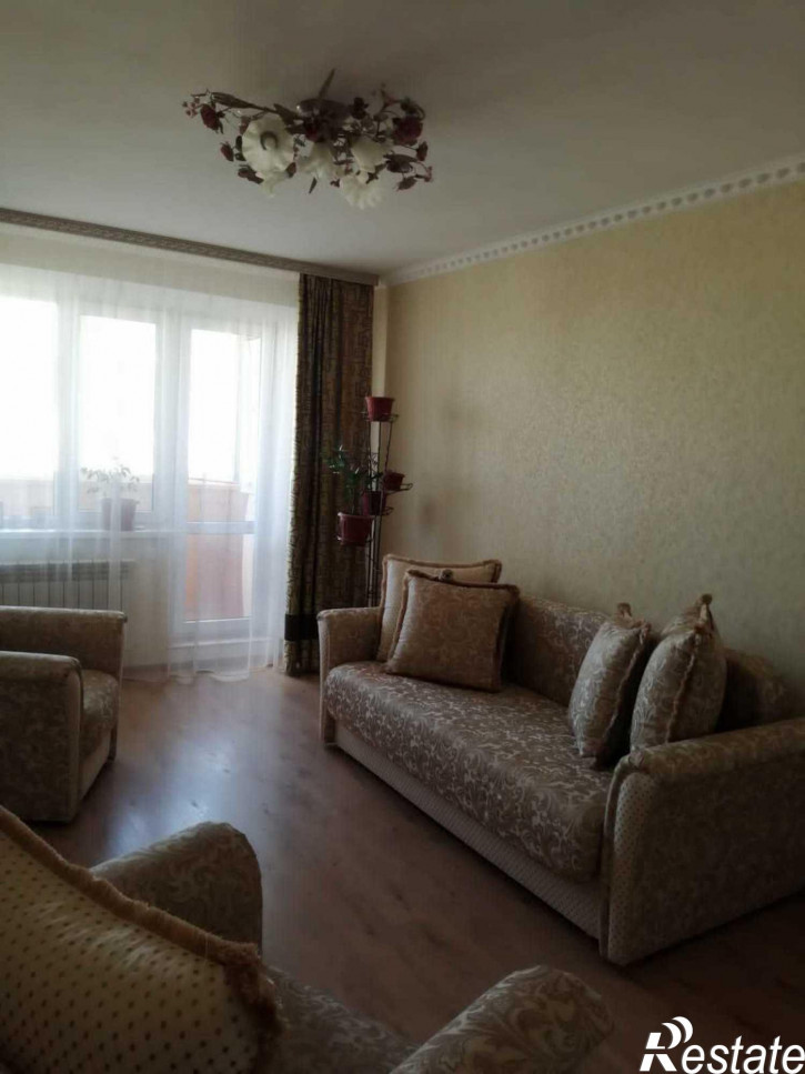 2-комн квартира 5 Августа улица, 27к2