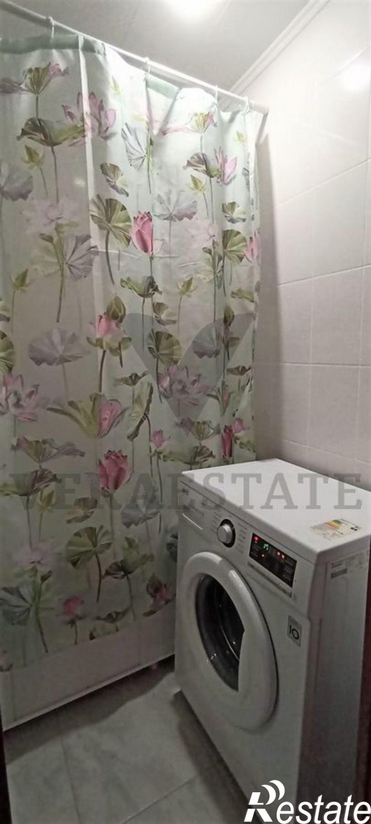 3-комн квартира ул. Тамбовская,43