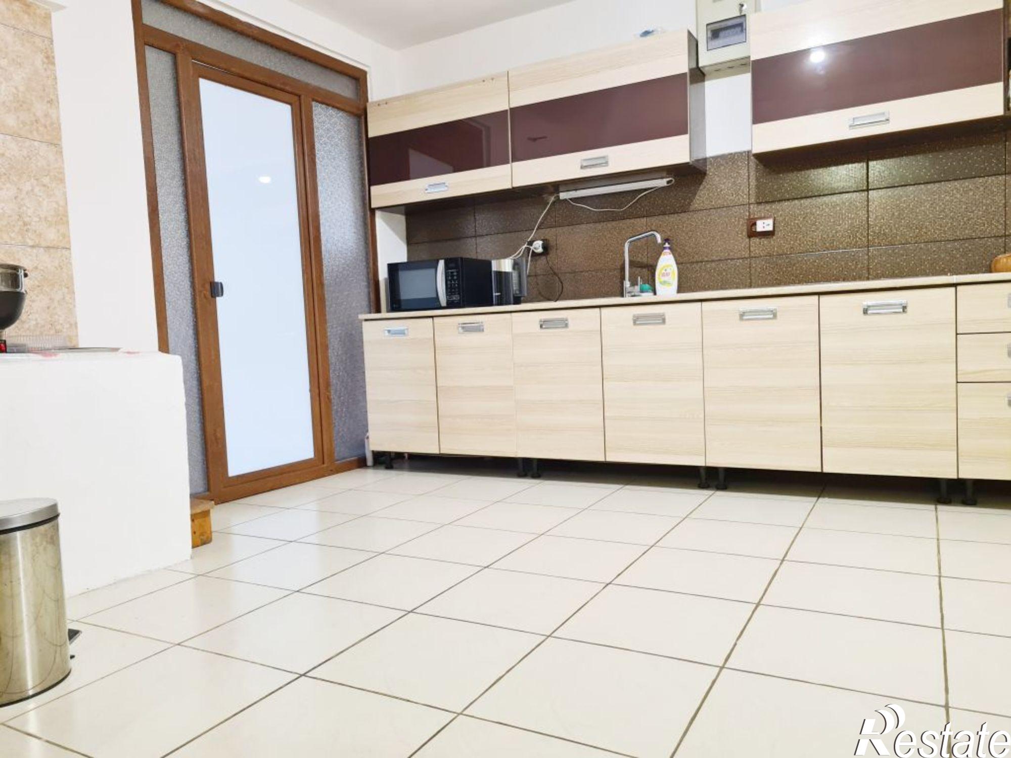 Купить дачу, дом, коттедж за 12 500 000 рублей на Гоголевский пер, 1