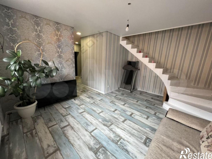 4-комн квартира Яснополянская ул, 15