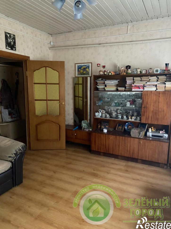 2-комн квартира Зеленый, 1