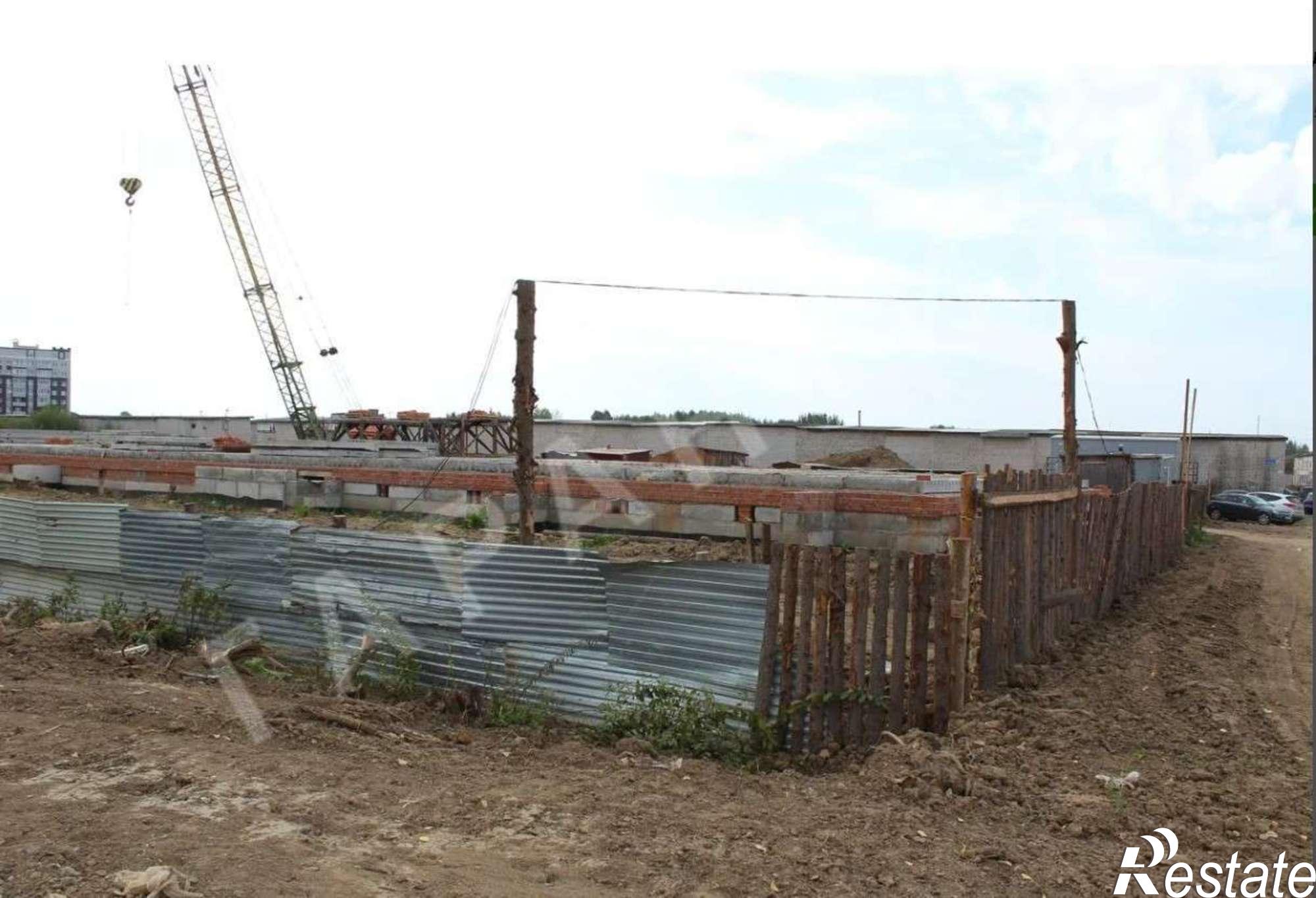 Купить квартиру за 3 726 000 рублей на Новгородская улица, 36