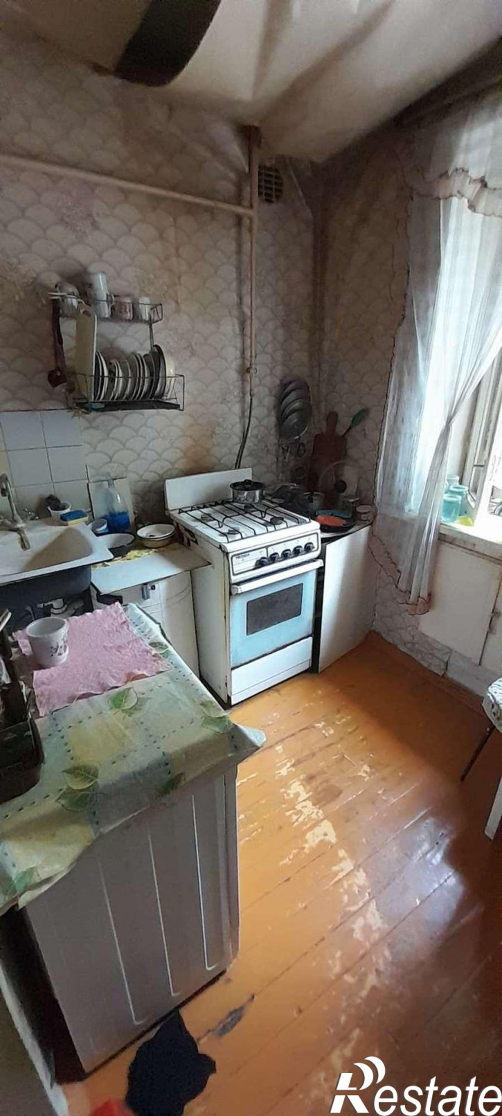 3-комн квартира 1-й квартал, 10