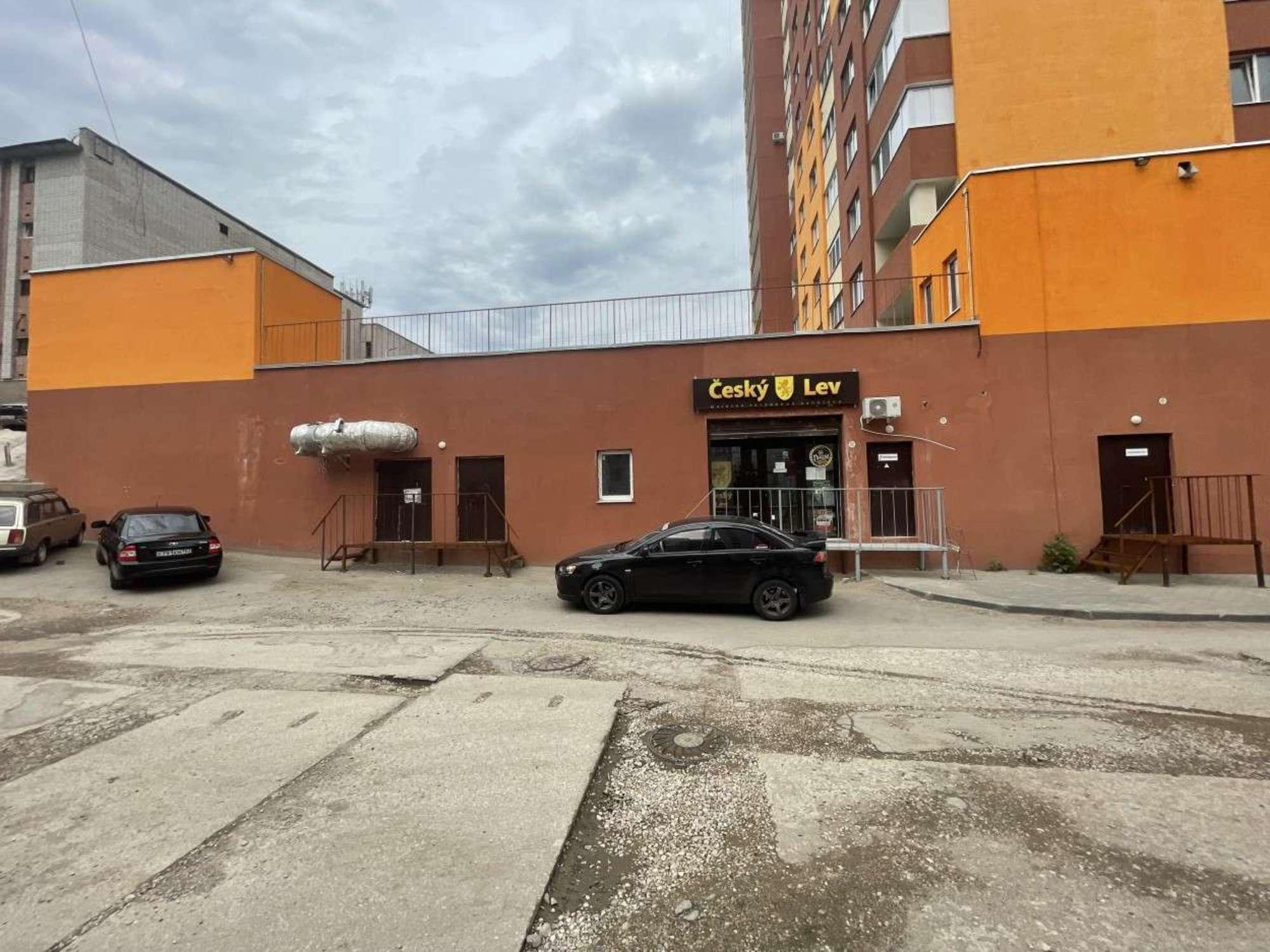 Купить торговое помещение за 12 200 000 рублей на Запорожская улица, 22