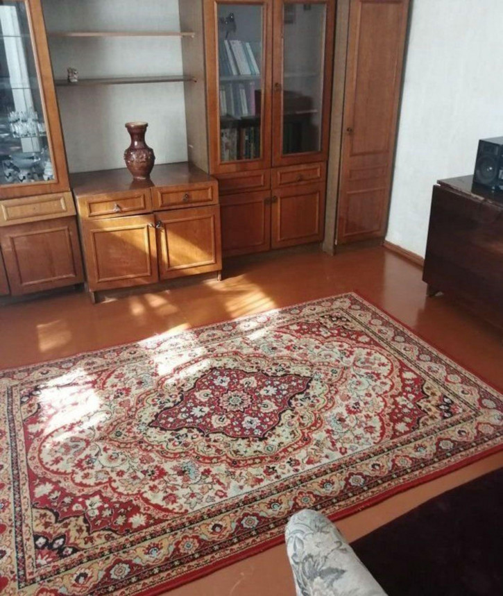 3-комн квартира Дзержинского ул, 36