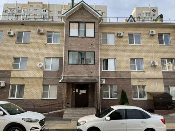 3-комн квартира Рогожникова ул, 25/1