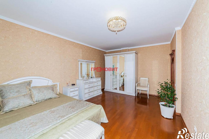 3-комн квартира Галущака, 11