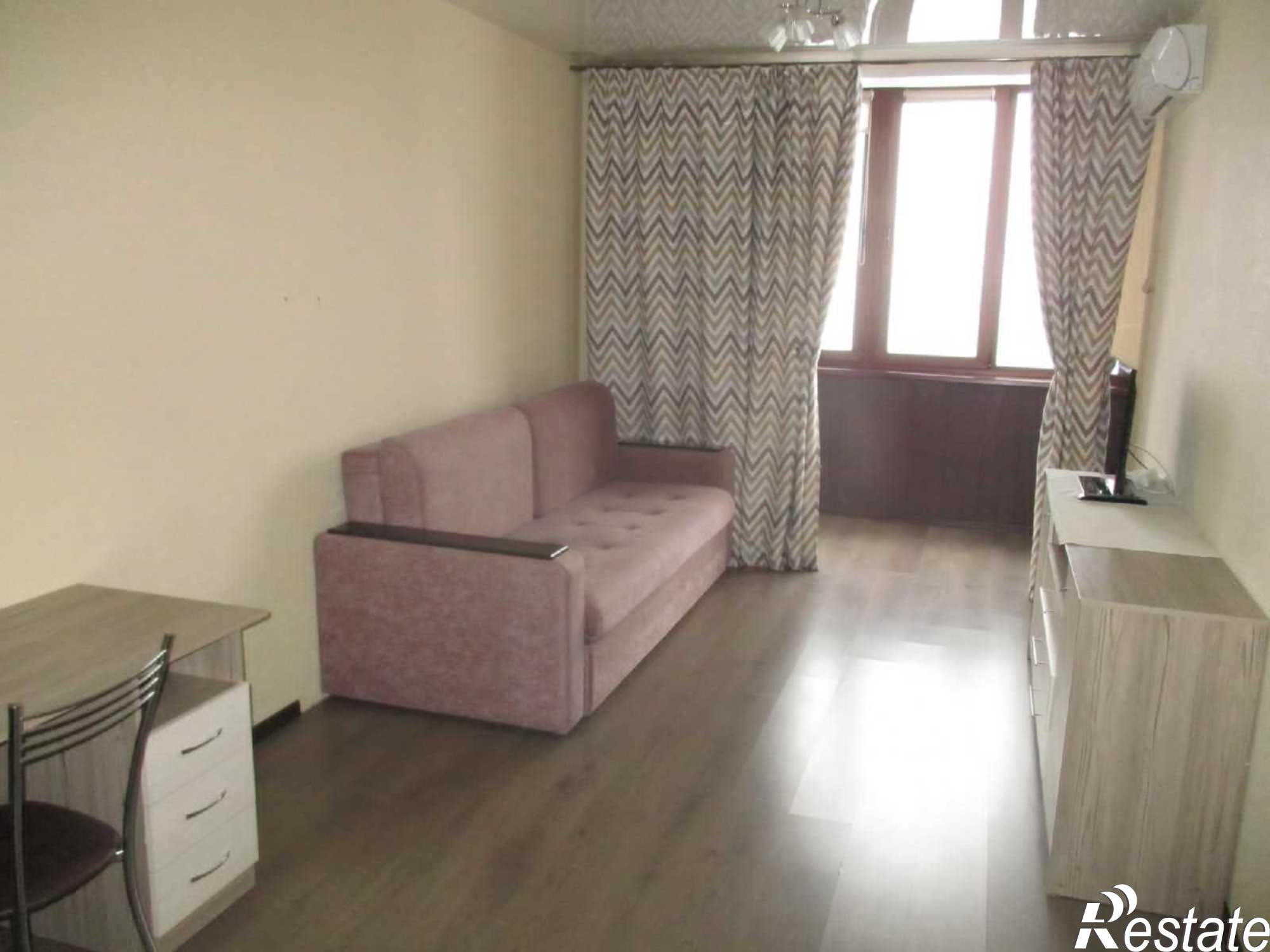 Сдать квартиру за 32 000 рублей на Потапова улица, 78в