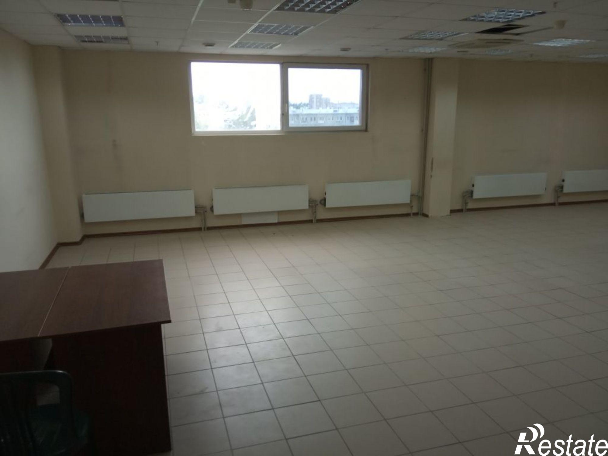 Сдать офис, помещение под офис за 58 800 рублей на Долгополова ул, 50/40