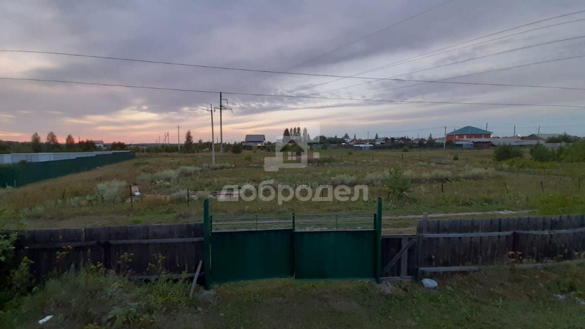 Купить дачу, дом, коттедж за 1 900 000 рублей на улица Строителей, 12