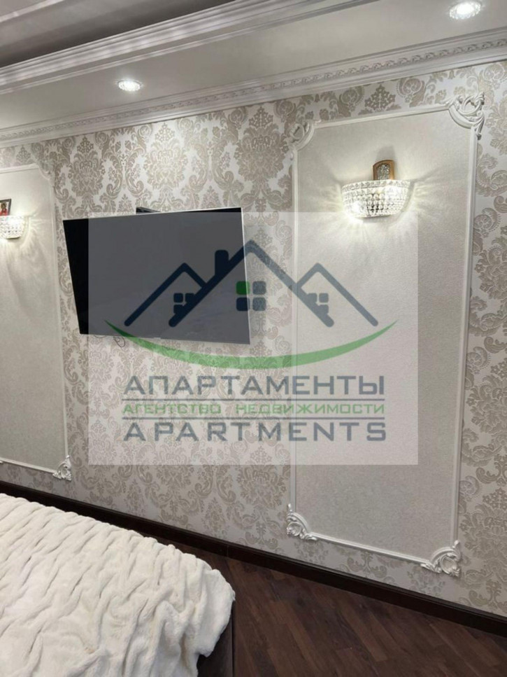 3-комн квартира Калинина пр-кт, 19