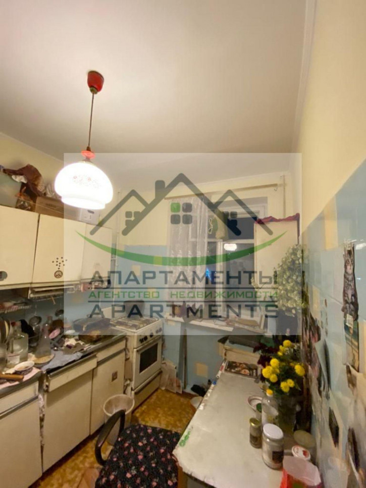 3-комн квартира Грибоедова ул, 27