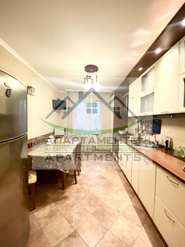 2-комн квартира Нежнова ул, 67к2