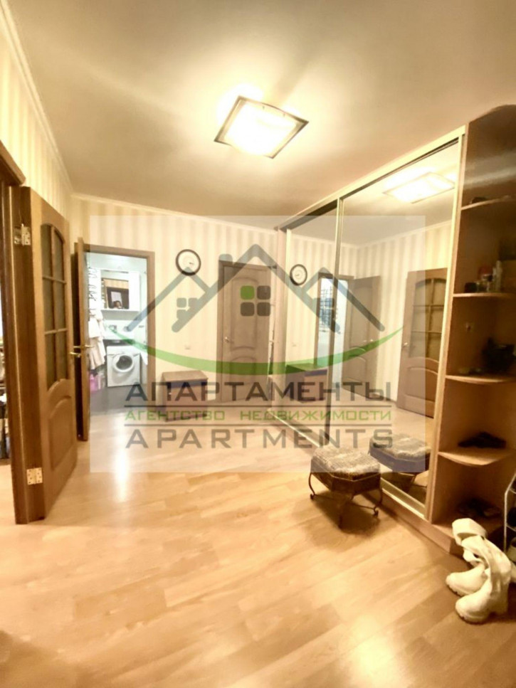 2-комн квартира Нежнова ул, 67к2