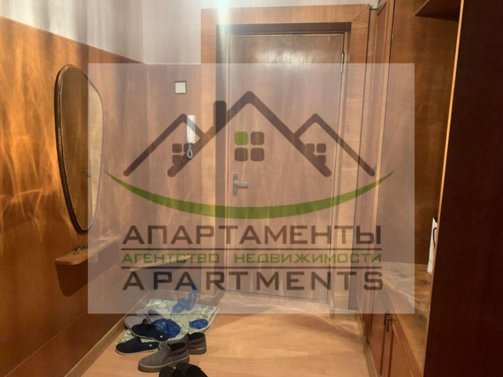 3-комн квартира Калинина ул