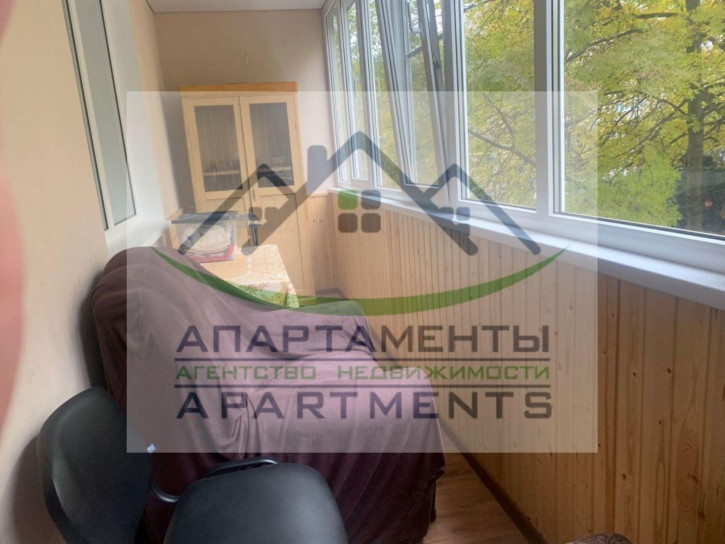 3-комн квартира Калинина ул