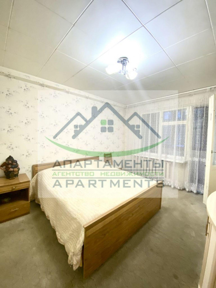 3-комн квартира Калинина пр-кт, 2к2