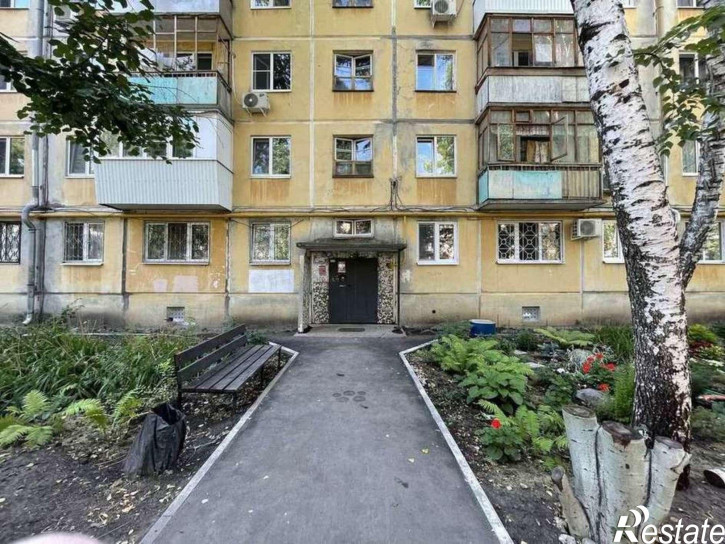 3-комн квартира Кирова проспект, 204