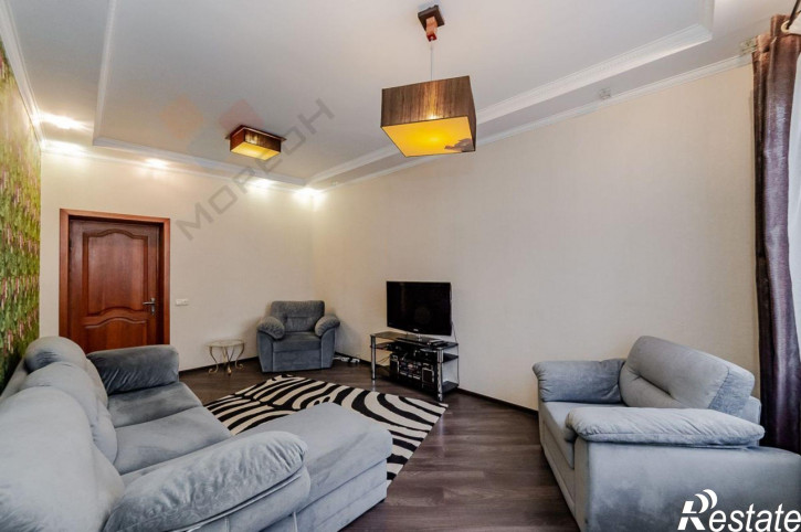 3-комн квартира Авиагородок ул, 6