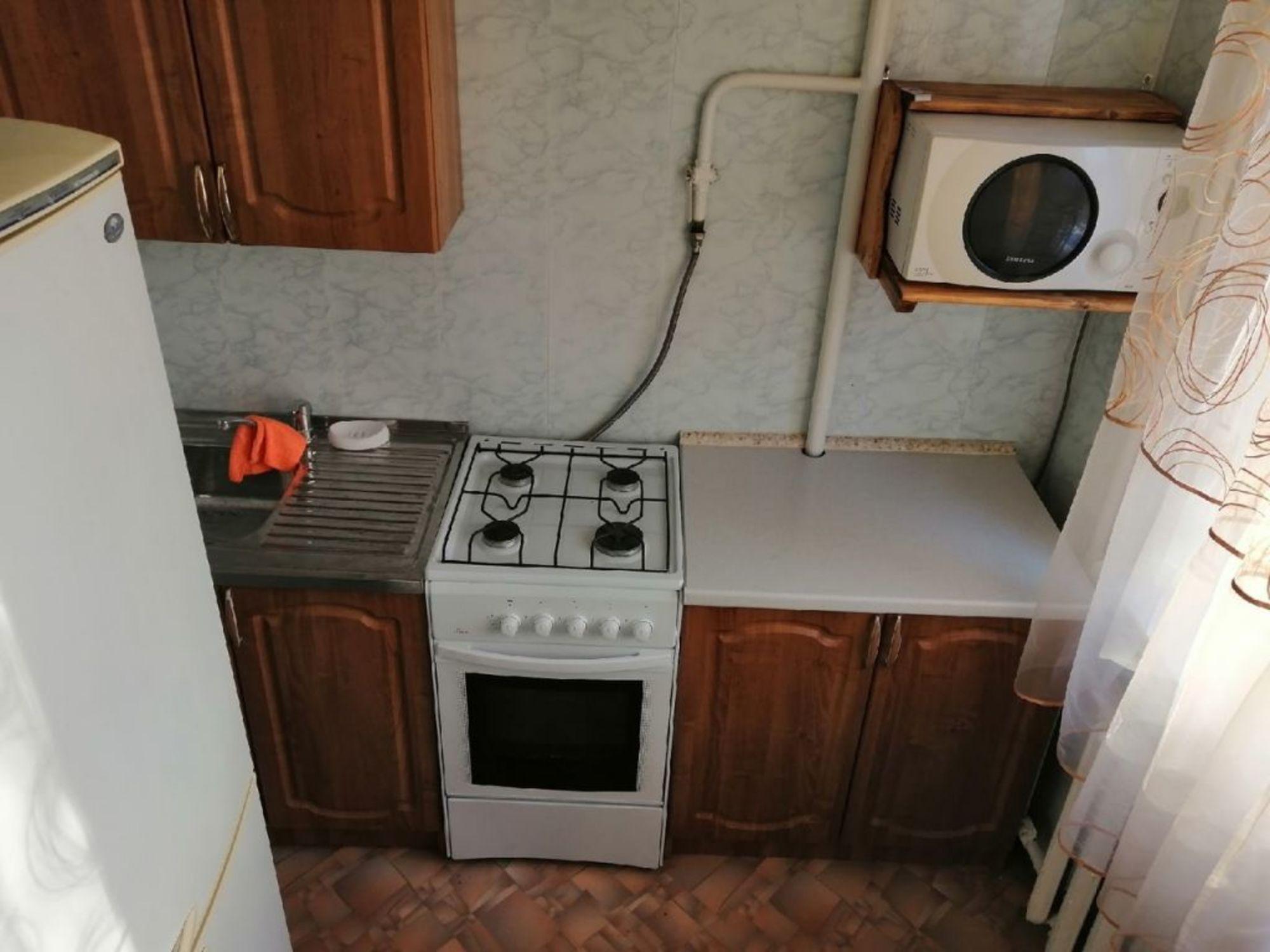 Сдать квартиру за 13 000 рублей на Строителей пр-кт, 42А