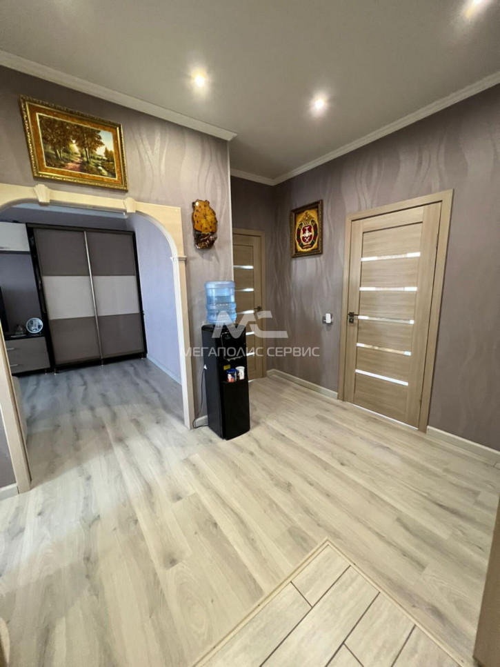 3-комн квартира Рылеева ул, 82