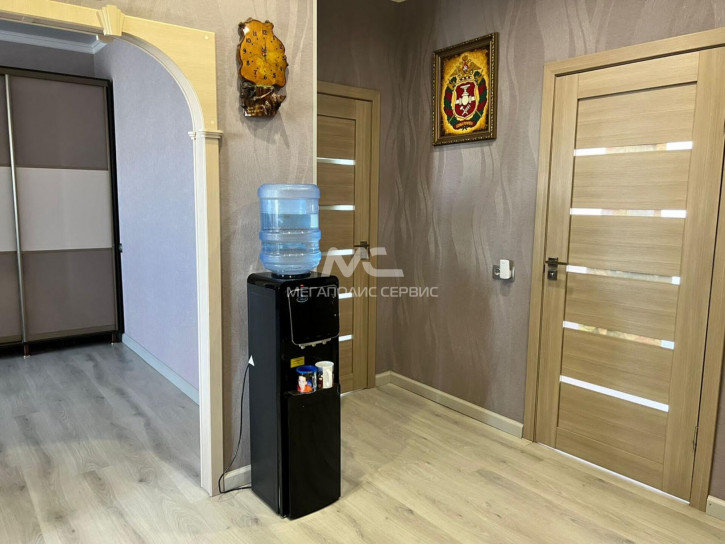3-комн квартира Рылеева ул, 82