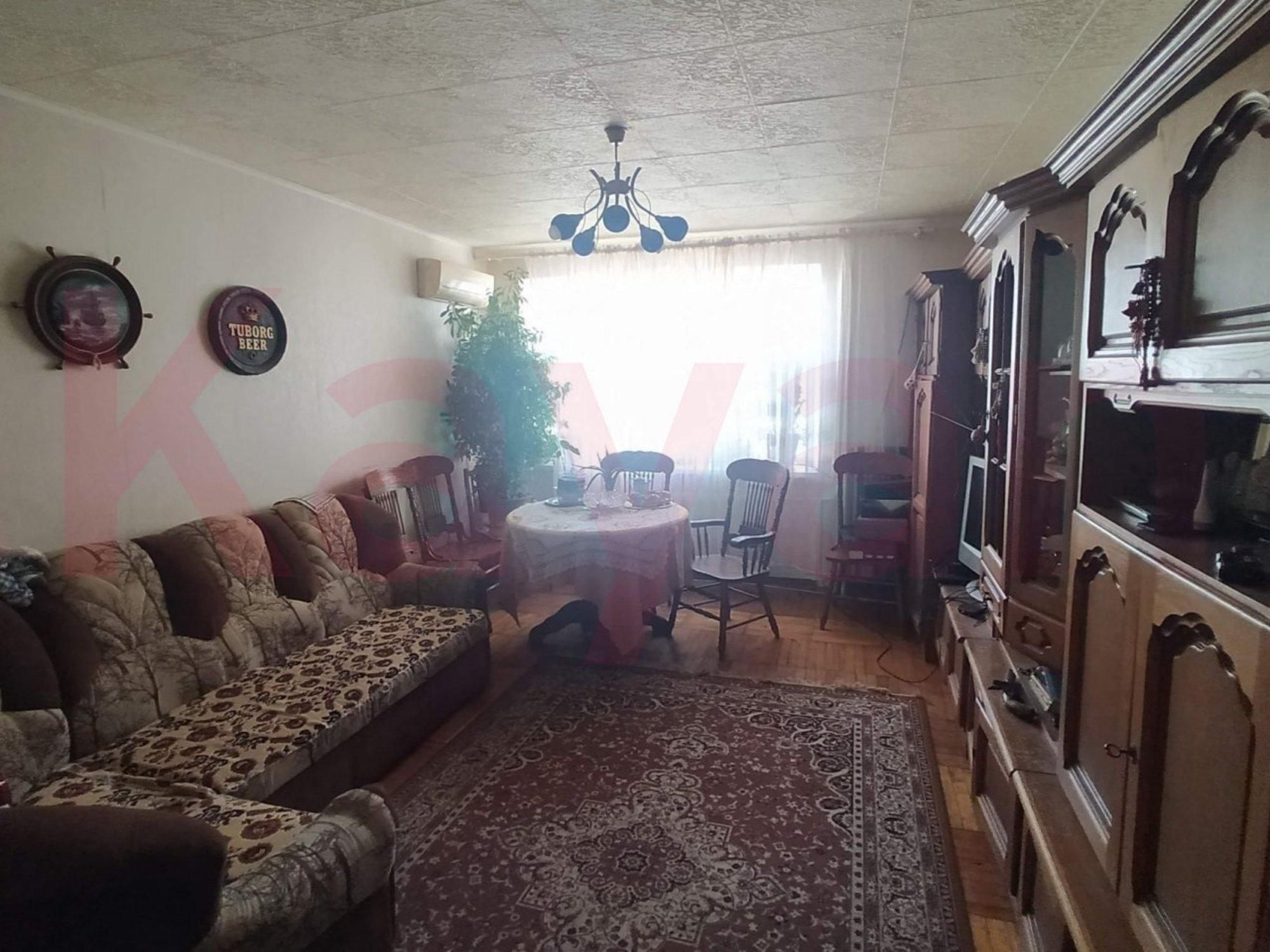 Купить квартиру за 13 300 000 рублей на Леселидзе ул.