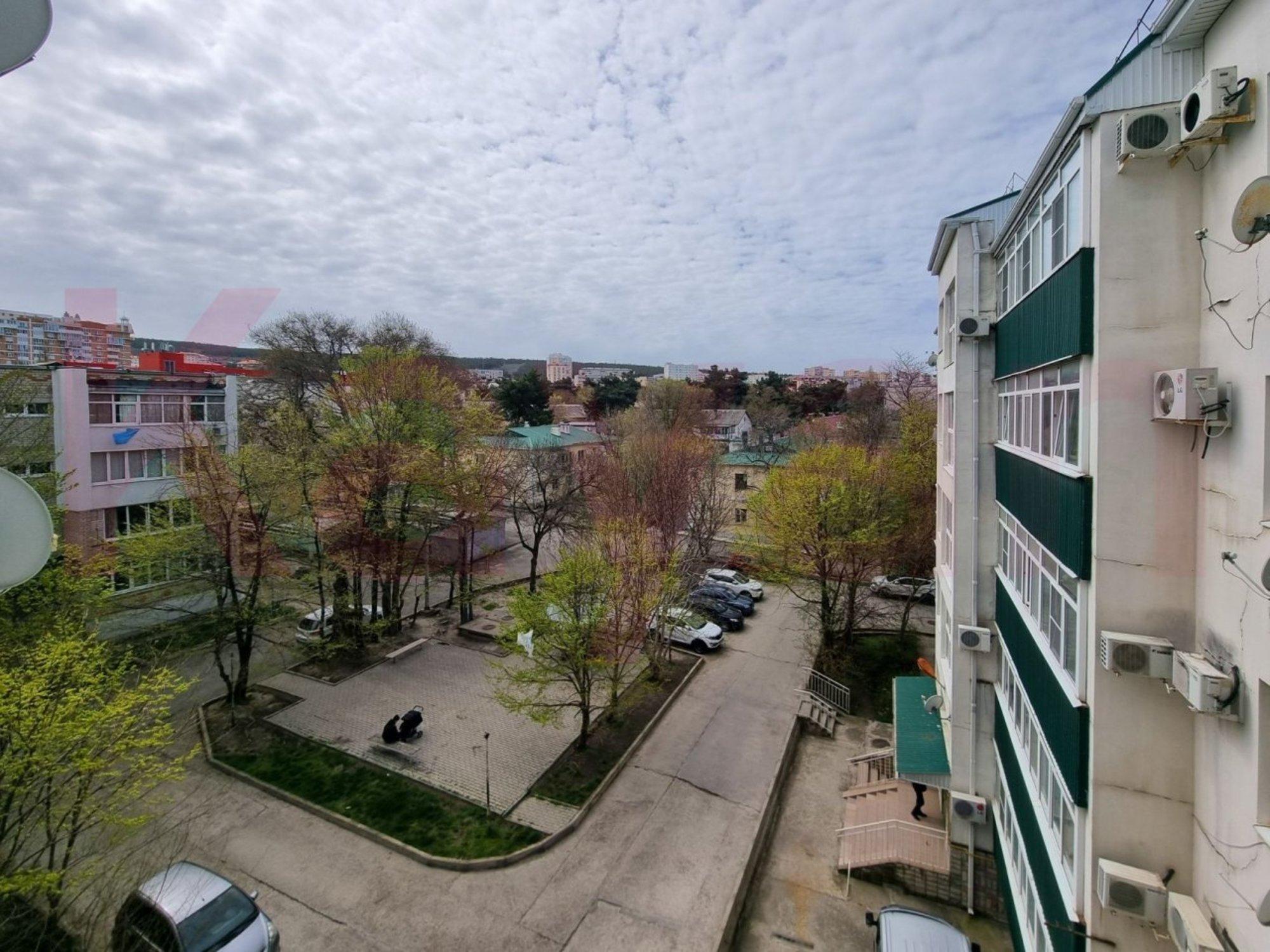Купить квартиру за 21 200 000 рублей на Нахимова ул.