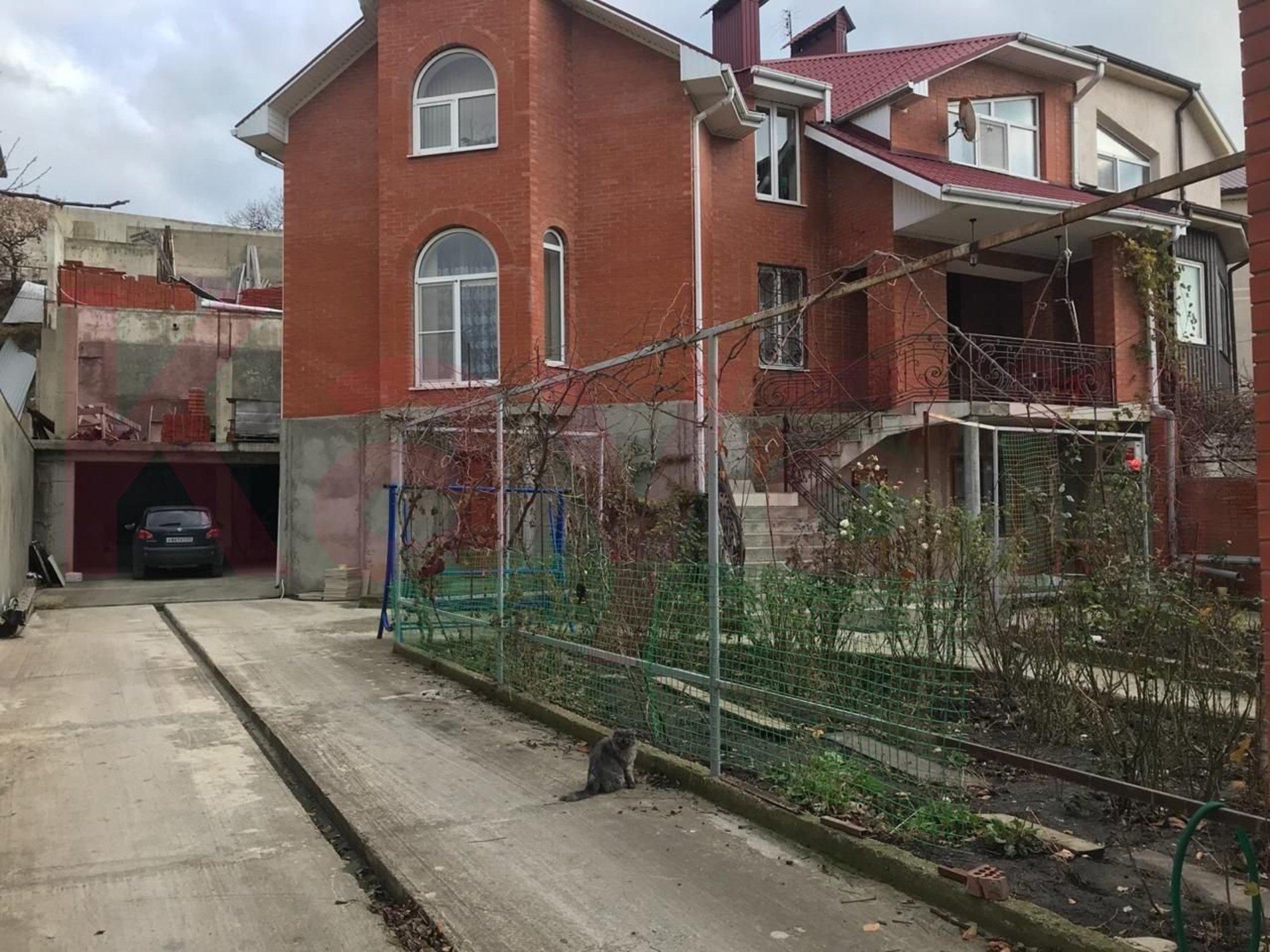 Купить дачу, дом, коттедж за 25 000 000 рублей на Пограничная ул.