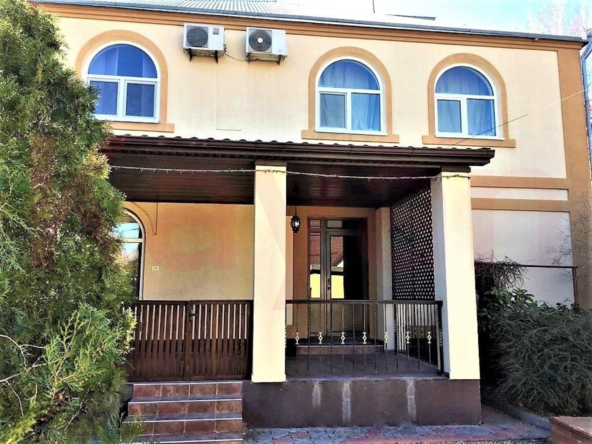 Купить дачу, дом, коттедж за 20 000 000 рублей на Фабричная ул.