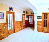 4-комн, 238кв м, этаж 3/4 Первомайский пер.