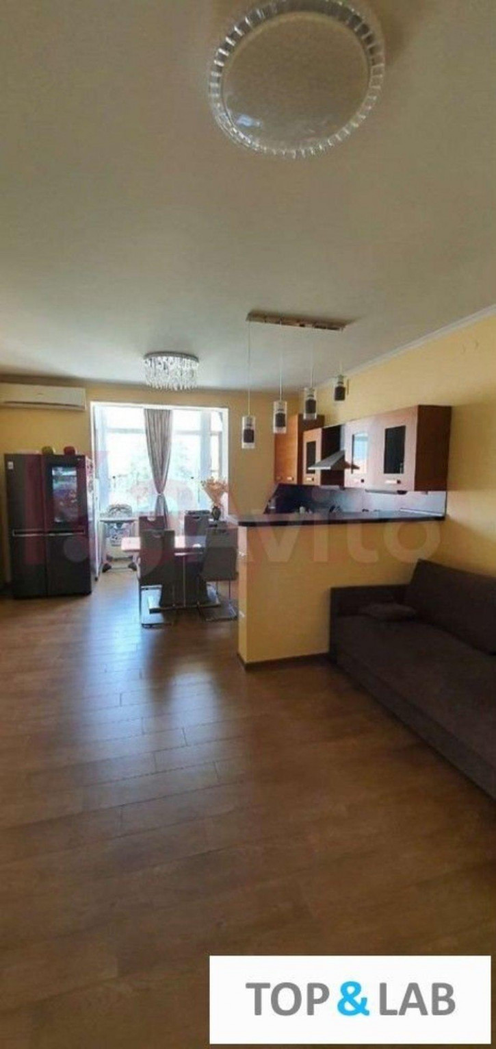 3-комн квартира Жуковского пер.