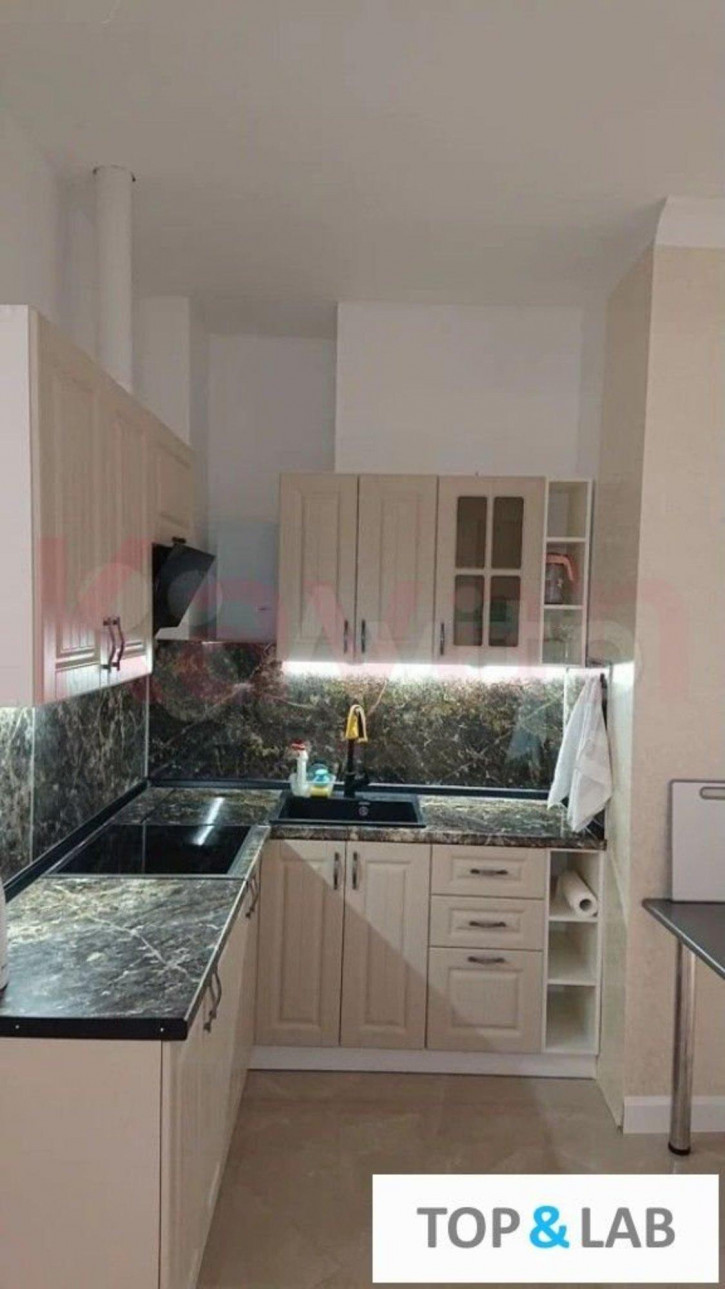 3-комн квартира Крымская ул.