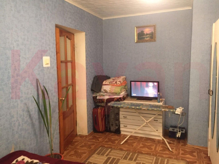 4-комн квартира Куникова ул.