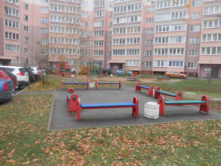 3-комн квартира Московский мкр, 20