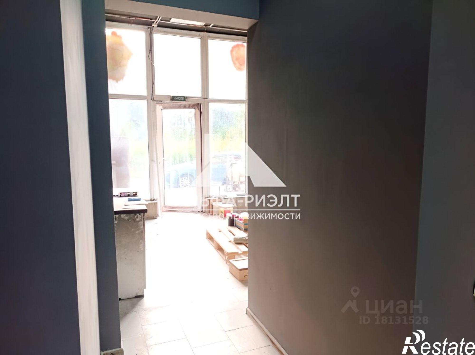 Сдать торговое помещение за 39 392 рублей на улица Старшего сержанта Карташёва, 48