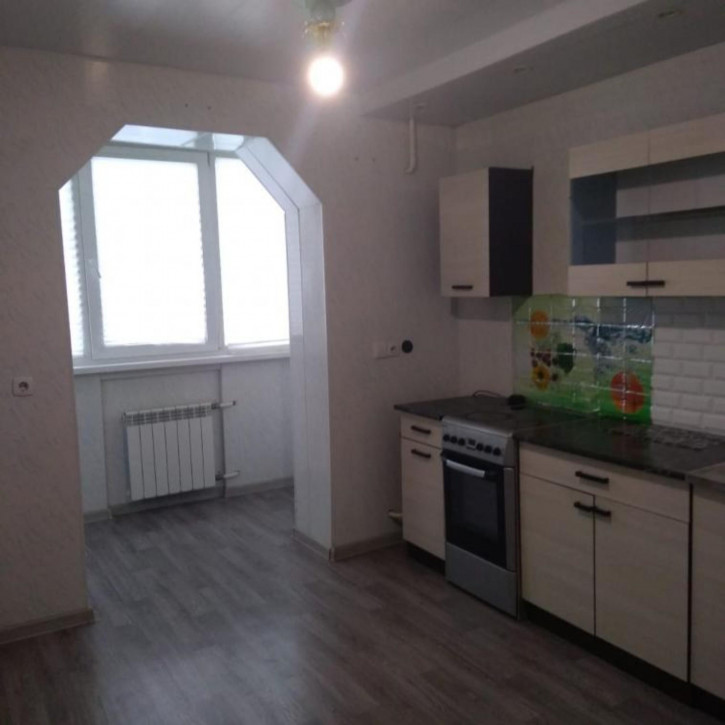 2-комн квартира Белградская, 12