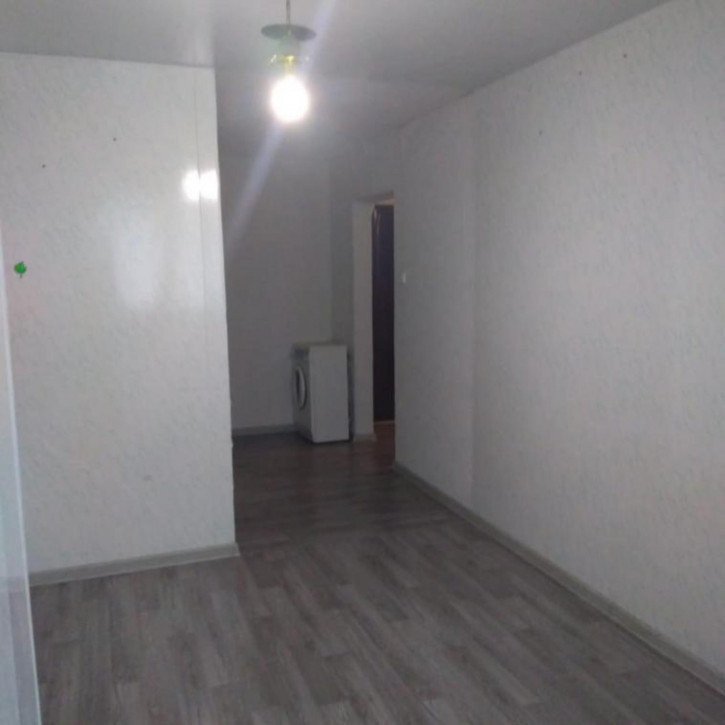 2-комн квартира Белградская, 12